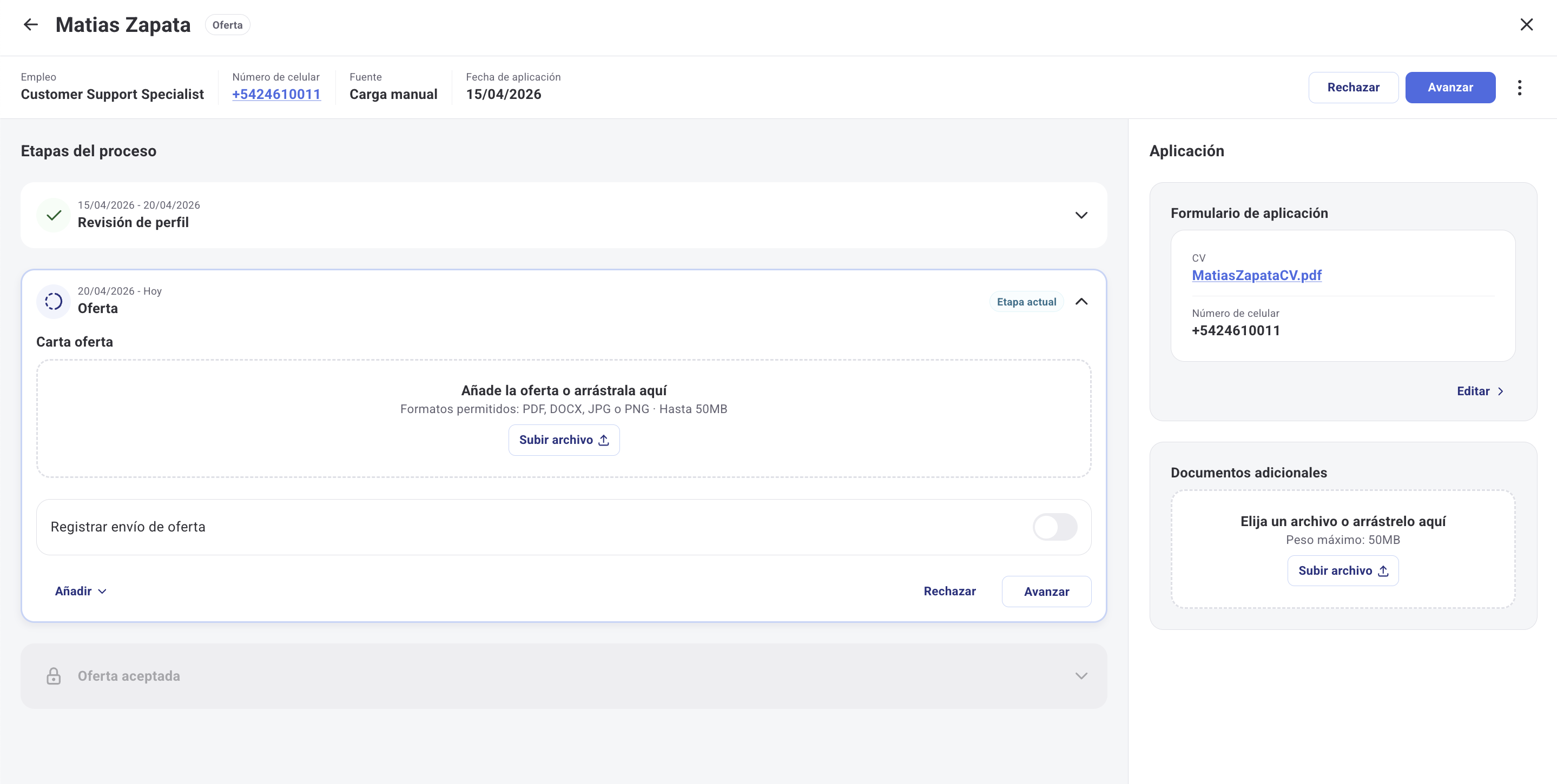 Modal para avanzar candidato con selector de etapa y fecha de avance
