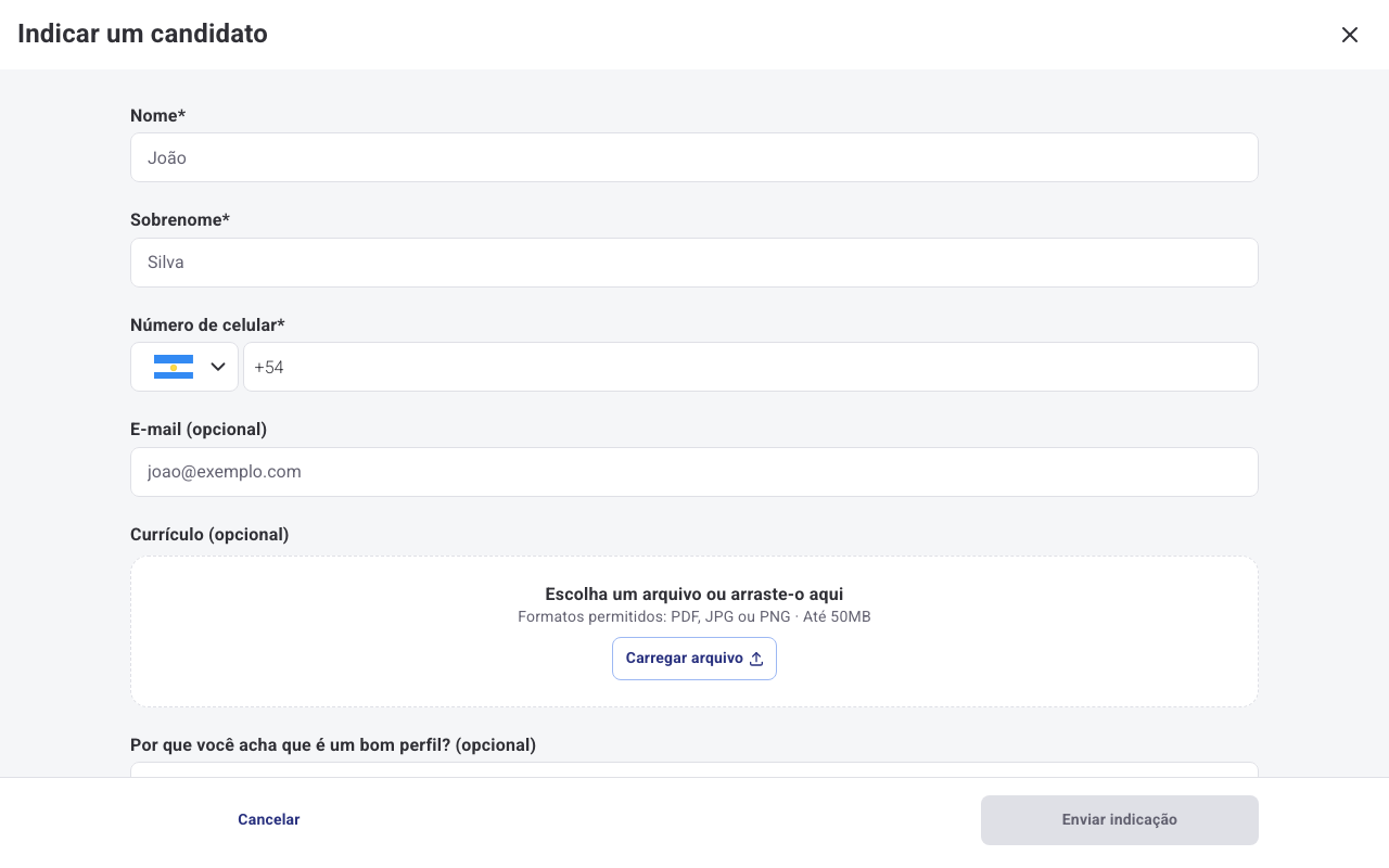 Formulário Indicar um candidato no Humand Web com nome, sobrenome, celular e comentário